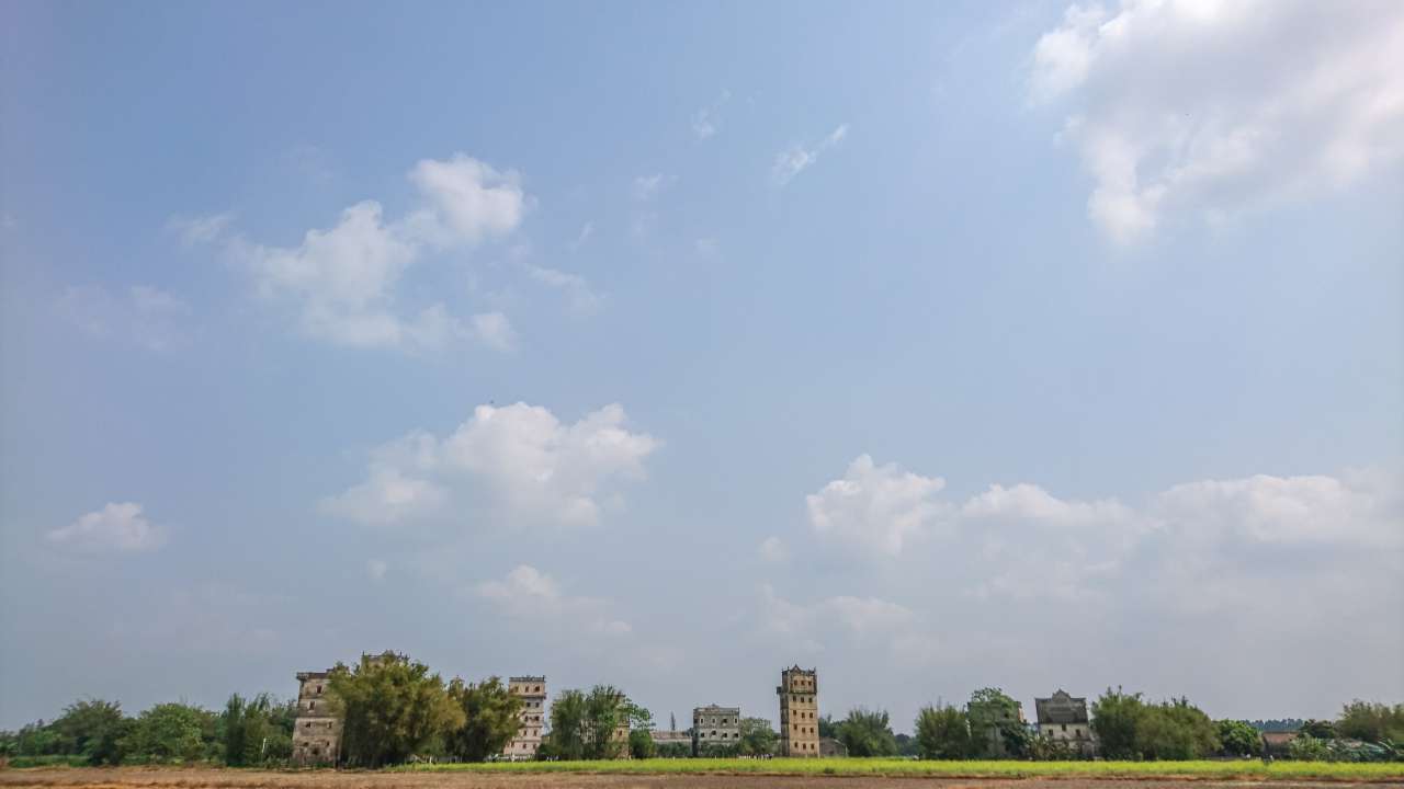 油菜花田下的自力村 旅游 自力村 开平 景点 碉楼 油菜田 油菜花