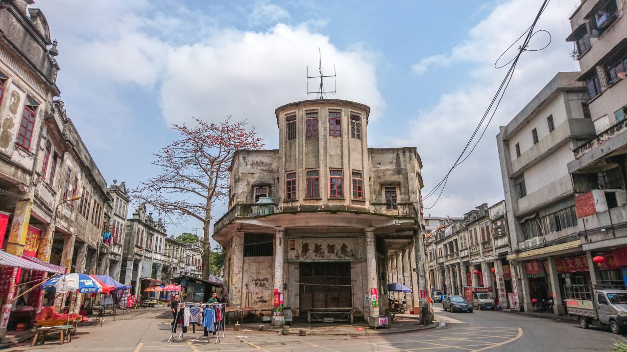 风和日丽的赤坎古镇 赤坎镇 古镇 碉楼 风景 城市 摄影 开平 楼顶 赤坎 骑楼 街拍