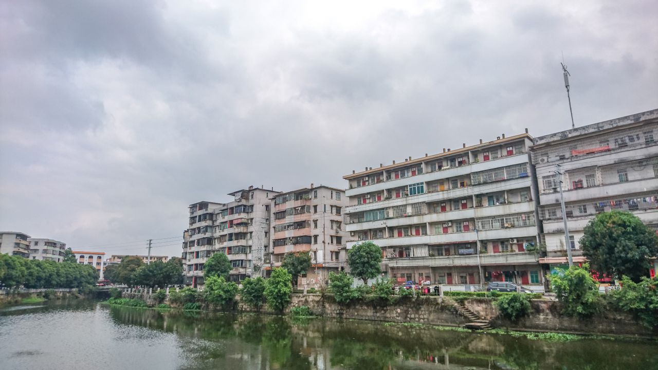风和日丽的赤坎古镇 赤坎镇 古镇 碉楼 风景 城市 摄影 开平 楼顶 赤坎 骑楼 街拍