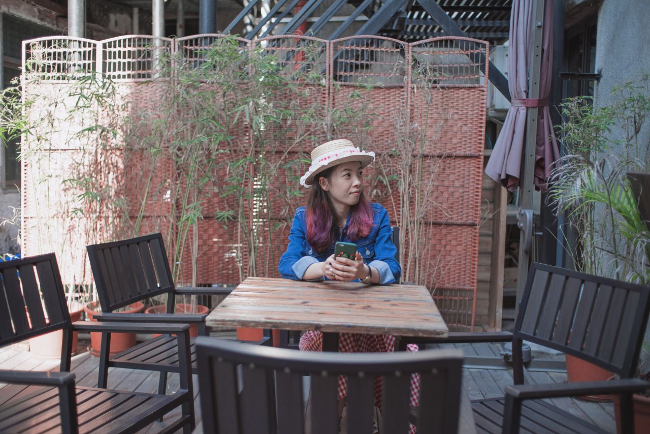 赤坎古镇下的薯片仪 日系 人像 赤坎 古镇 外拍 薯仔仪 摄影 少女 欧陆人像 赤坎人像