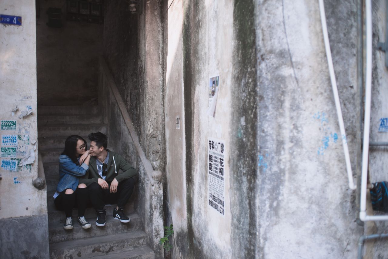 赤坎古镇下的薯片仪 日系 人像 赤坎 古镇 外拍 薯仔仪 摄影 少女 欧陆人像 赤坎人像