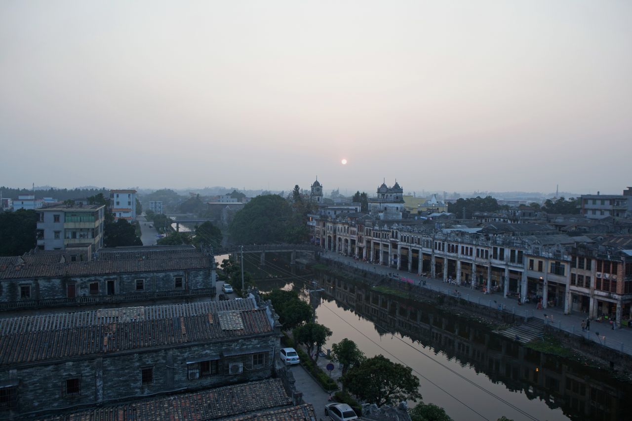 晚饭后的赤坎 赤坎 日落古镇 赤坎古镇 骑楼 碉楼 欧陆风情街 河南