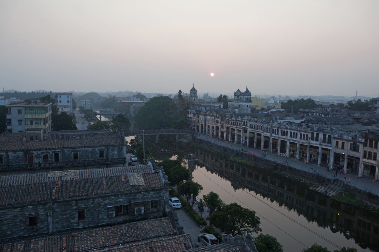 晚饭后的赤坎 赤坎 日落古镇 赤坎古镇 骑楼 碉楼 欧陆风情街 河南
