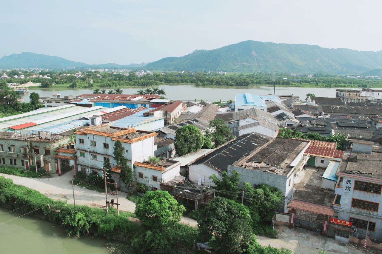 比以往更为晴朗的赤坎古镇 赤坎 尼康 D3200 楼顶 风光 风景 骑楼 开平 赤坎古镇 街景 街道