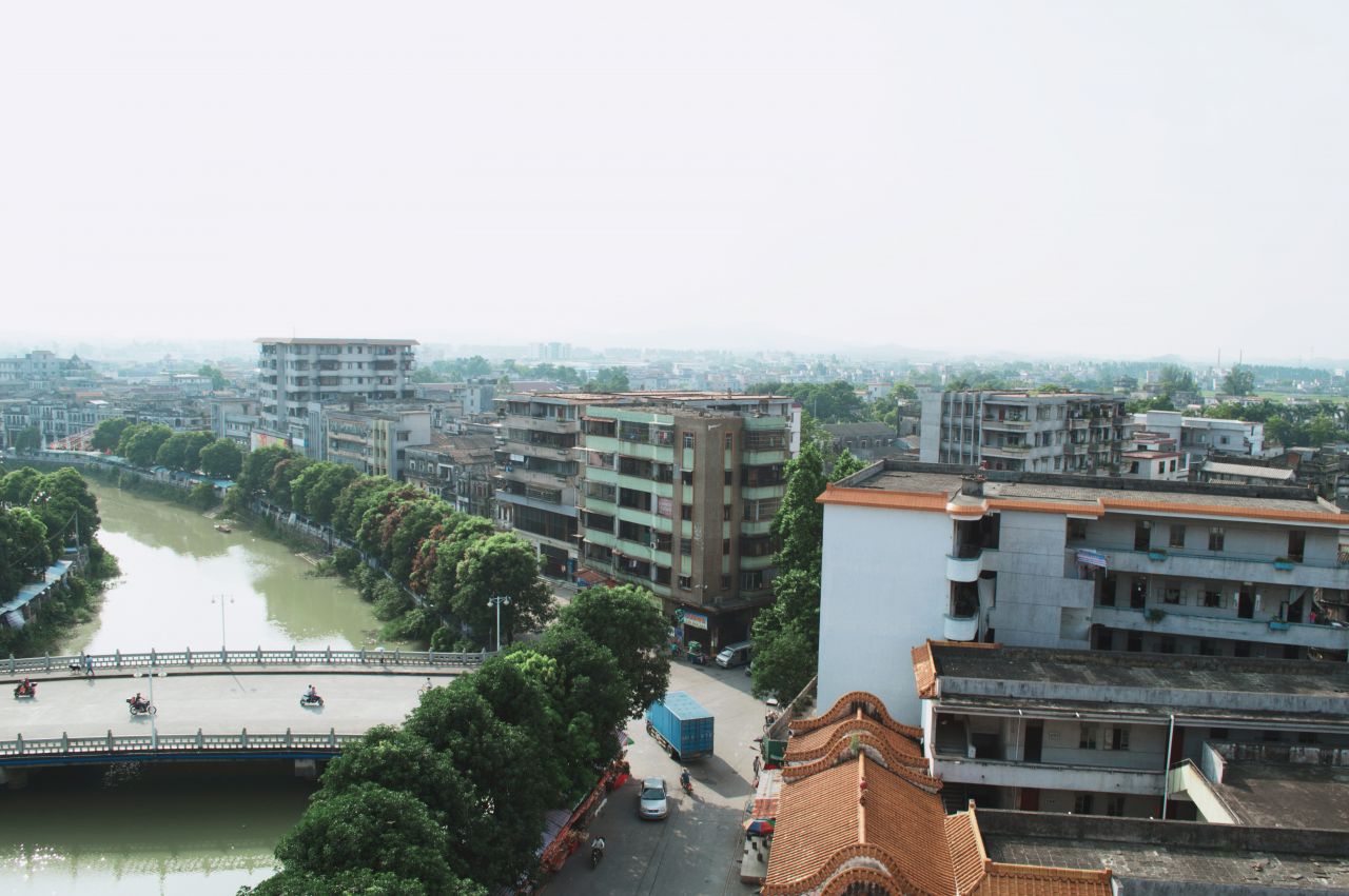比以往更为晴朗的赤坎古镇 赤坎 尼康 D3200 楼顶 风光 风景 骑楼 开平 赤坎古镇 街景 街道