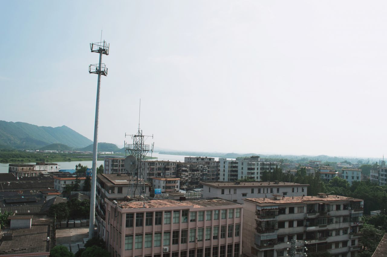 比以往更为晴朗的赤坎古镇 赤坎 尼康 D3200 楼顶 风光 风景 骑楼 开平 赤坎古镇 街景 街道