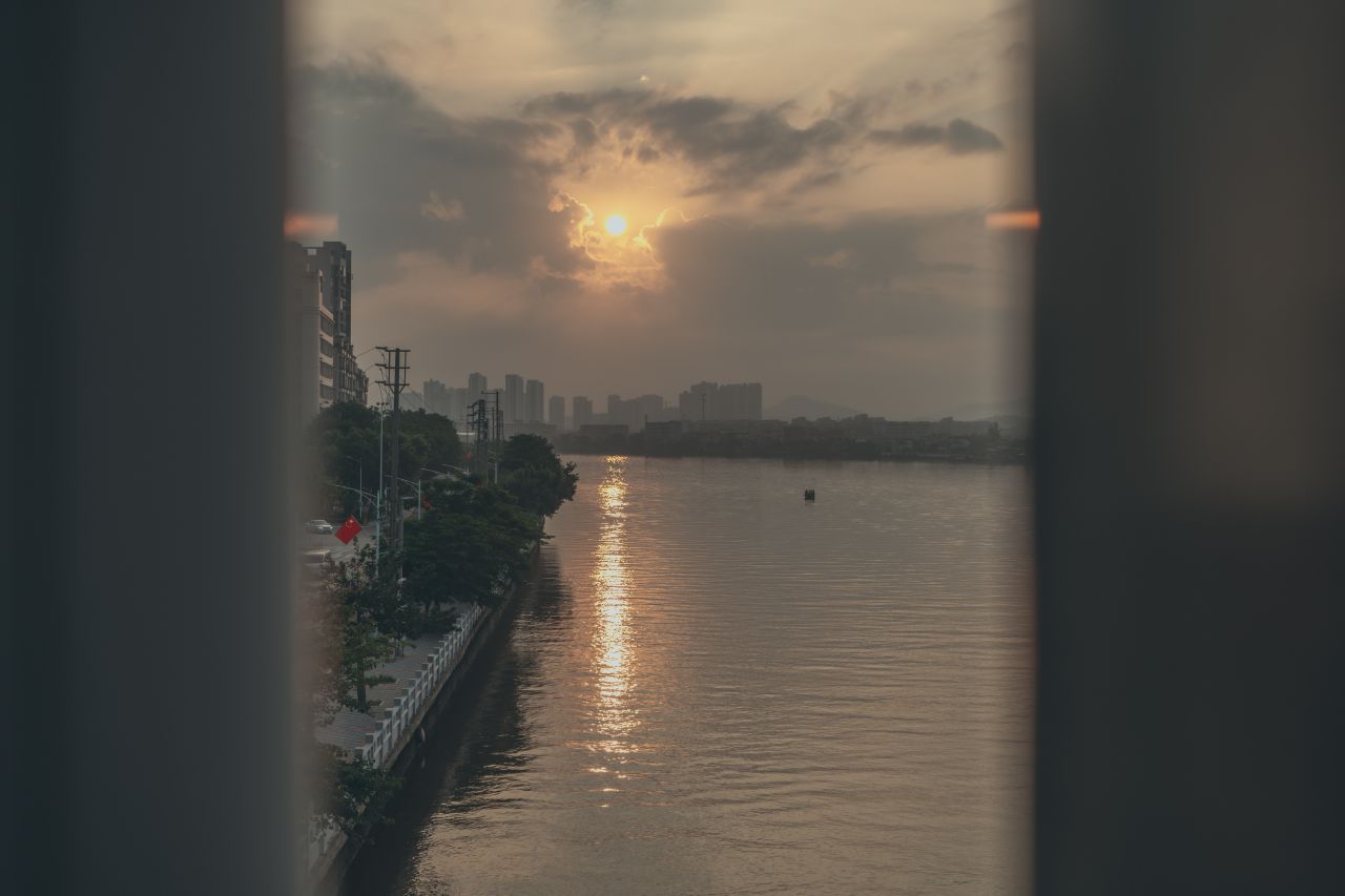 晨曦的初祥 晨曦的初祥