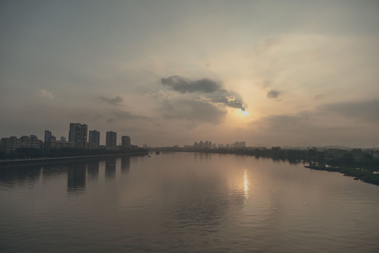 晨曦的初祥 晨曦的初祥