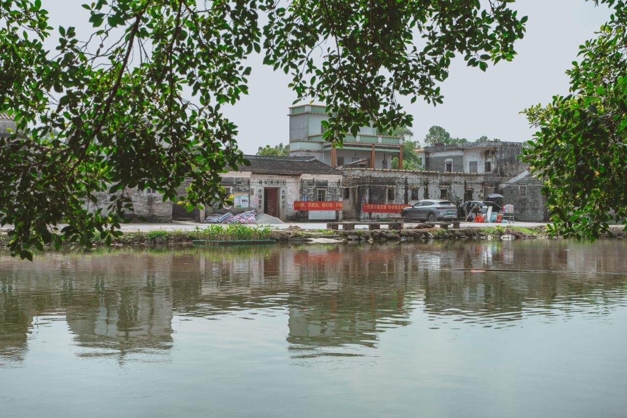 难以忘怀的黄屋村 难以忘怀的黄屋村