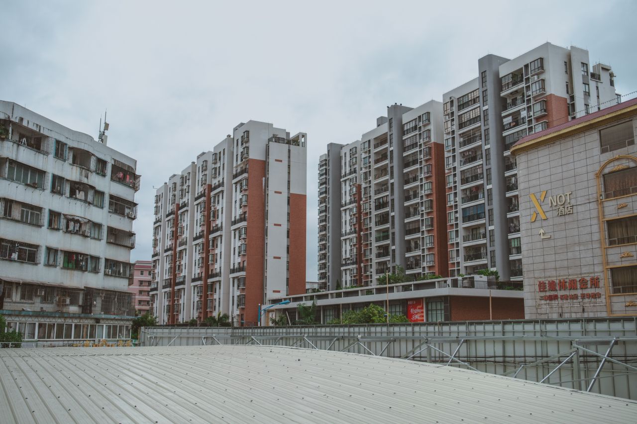 不期而遇不慎的小雨滴 不期而遇不慎的小雨滴