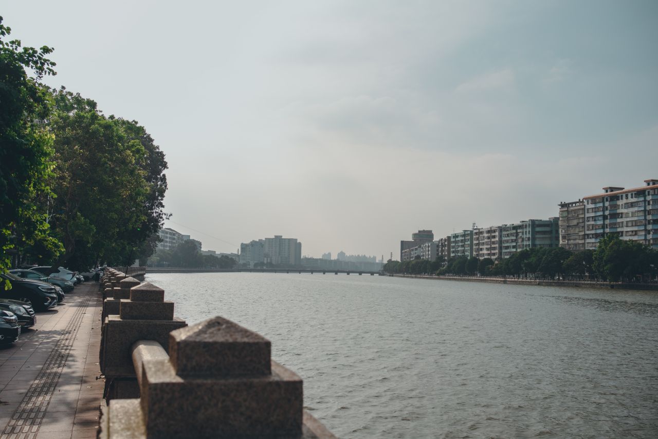 一镜定三埠之沿岸的路线 一镜定三埠之沿岸的路线