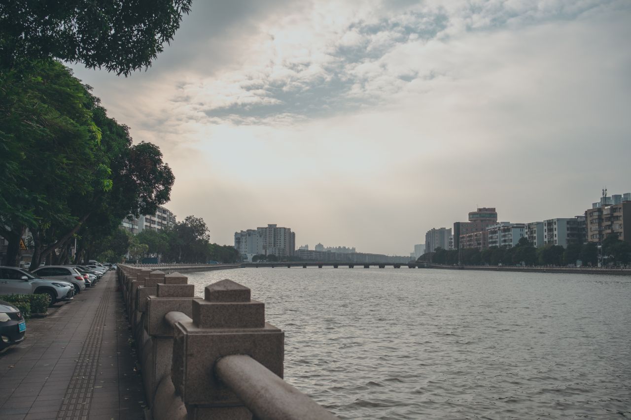 一镜定三埠之沿岸的路线 一镜定三埠之沿岸的路线