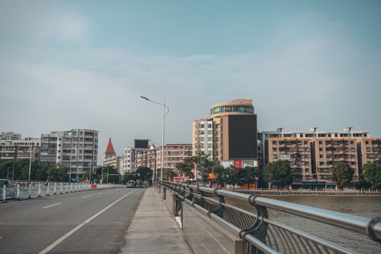 一镜定三埠之沿岸的路线 一镜定三埠之沿岸的路线