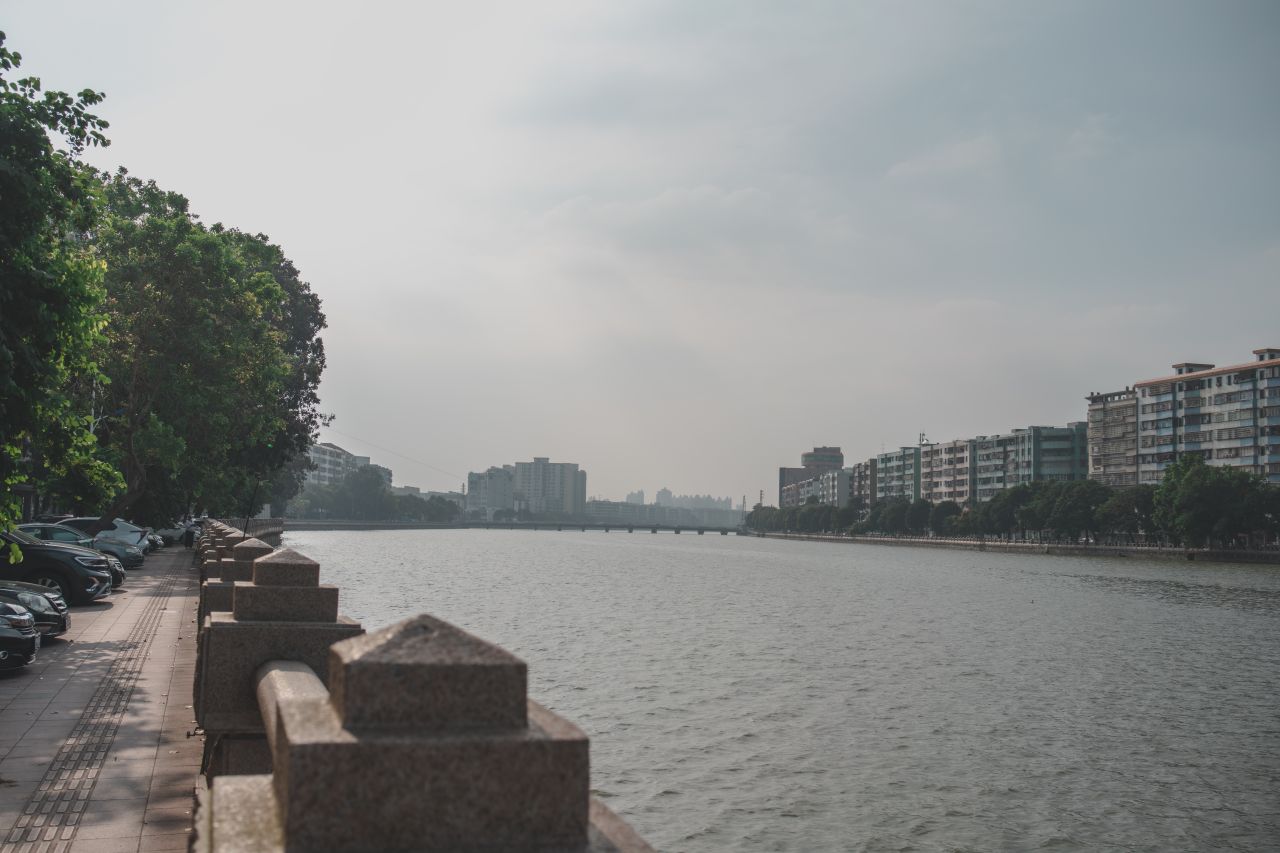 一镜定三埠之沿岸的路线 一镜定三埠之沿岸的路线