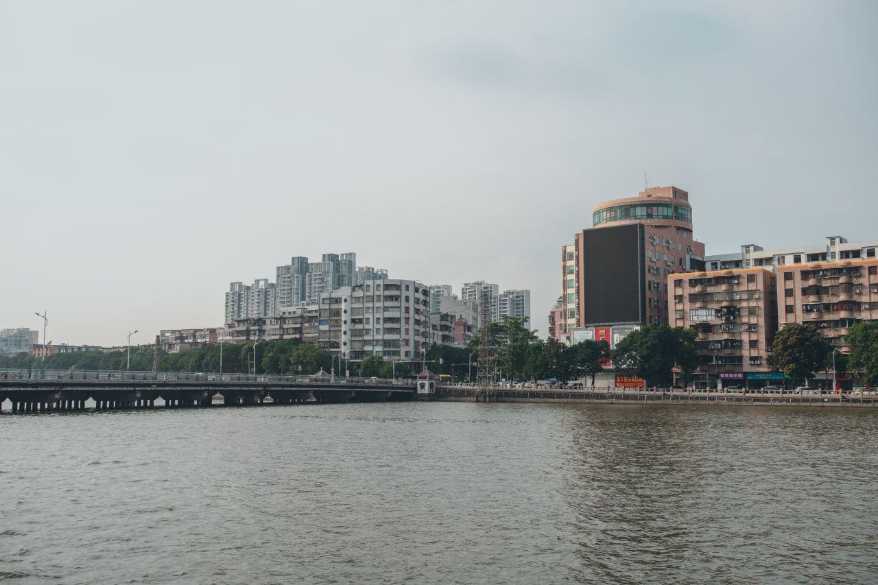 一镜定三埠之沿岸的路线 一镜定三埠之沿岸的路线