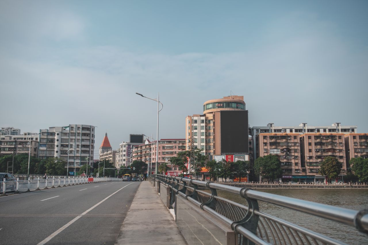 一镜定三埠之沿岸的路线 一镜定三埠之沿岸的路线