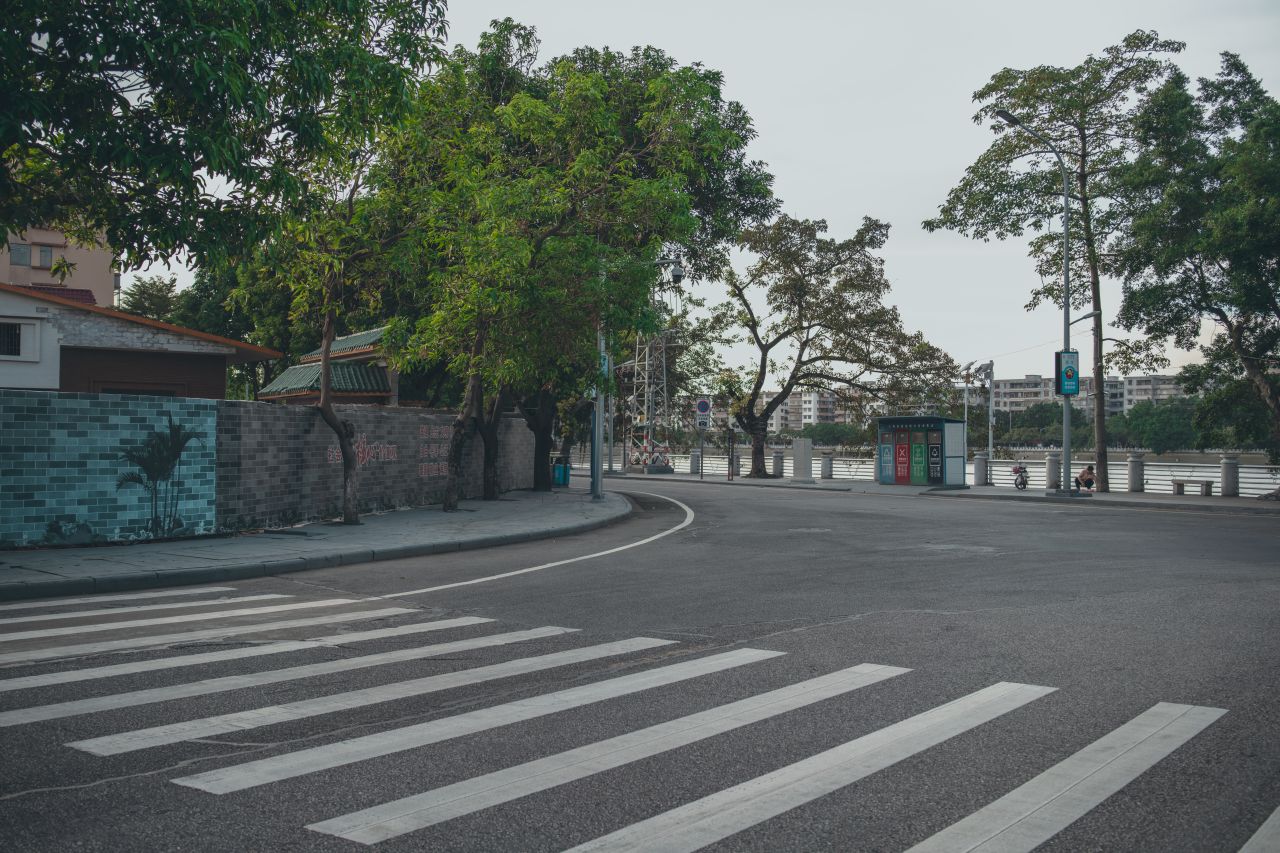 应接不暇的附带 应接不暇的附带