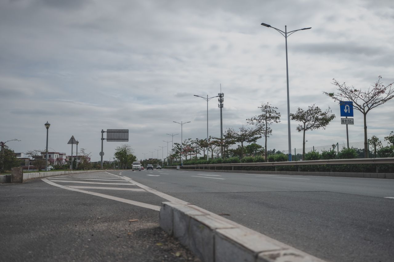 三埠大桥的沿岸风光 三埠大桥的沿岸风光