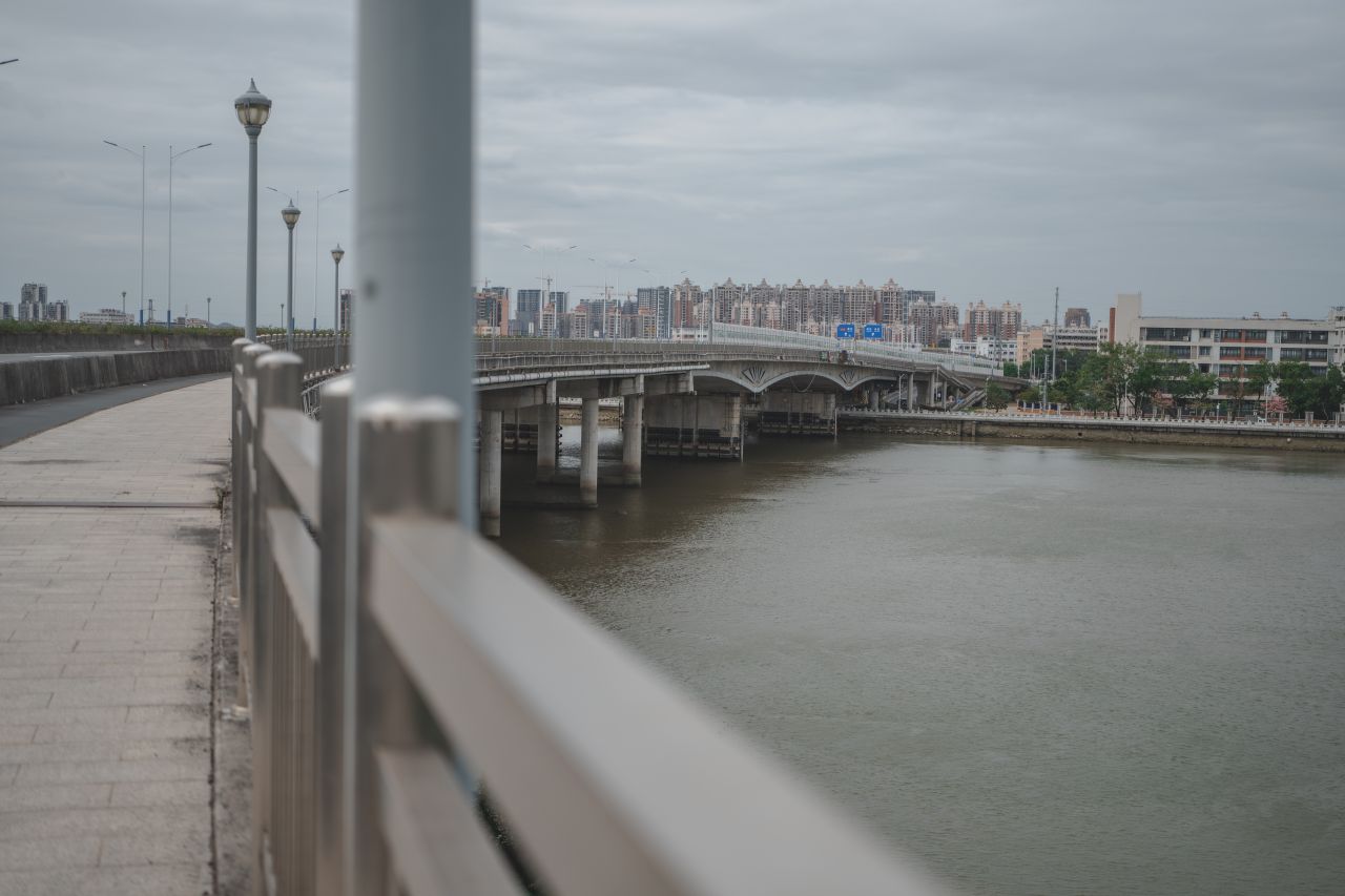 三埠大桥的沿岸风光 三埠大桥的沿岸风光