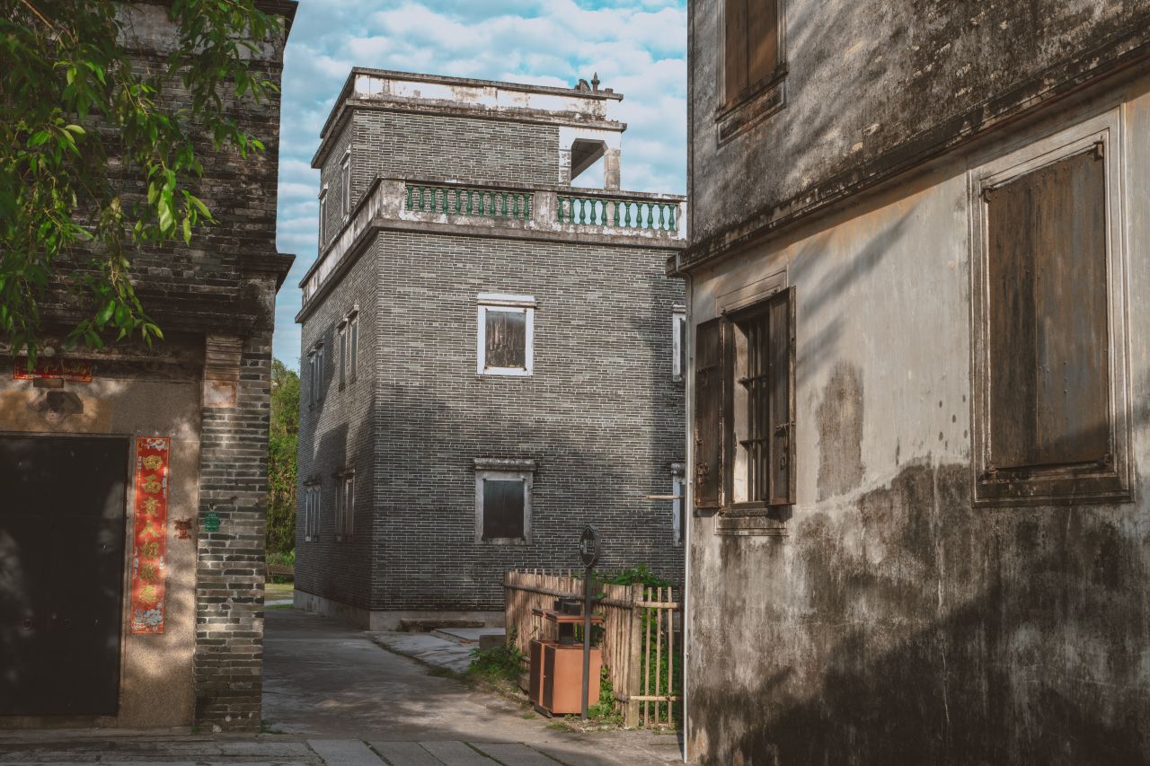 那些不为人知的秘密，自力更生村