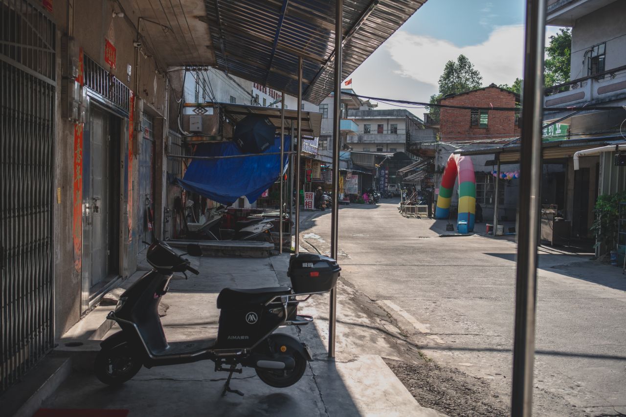 突如其来的楼冈七中 突如其来的楼冈七中