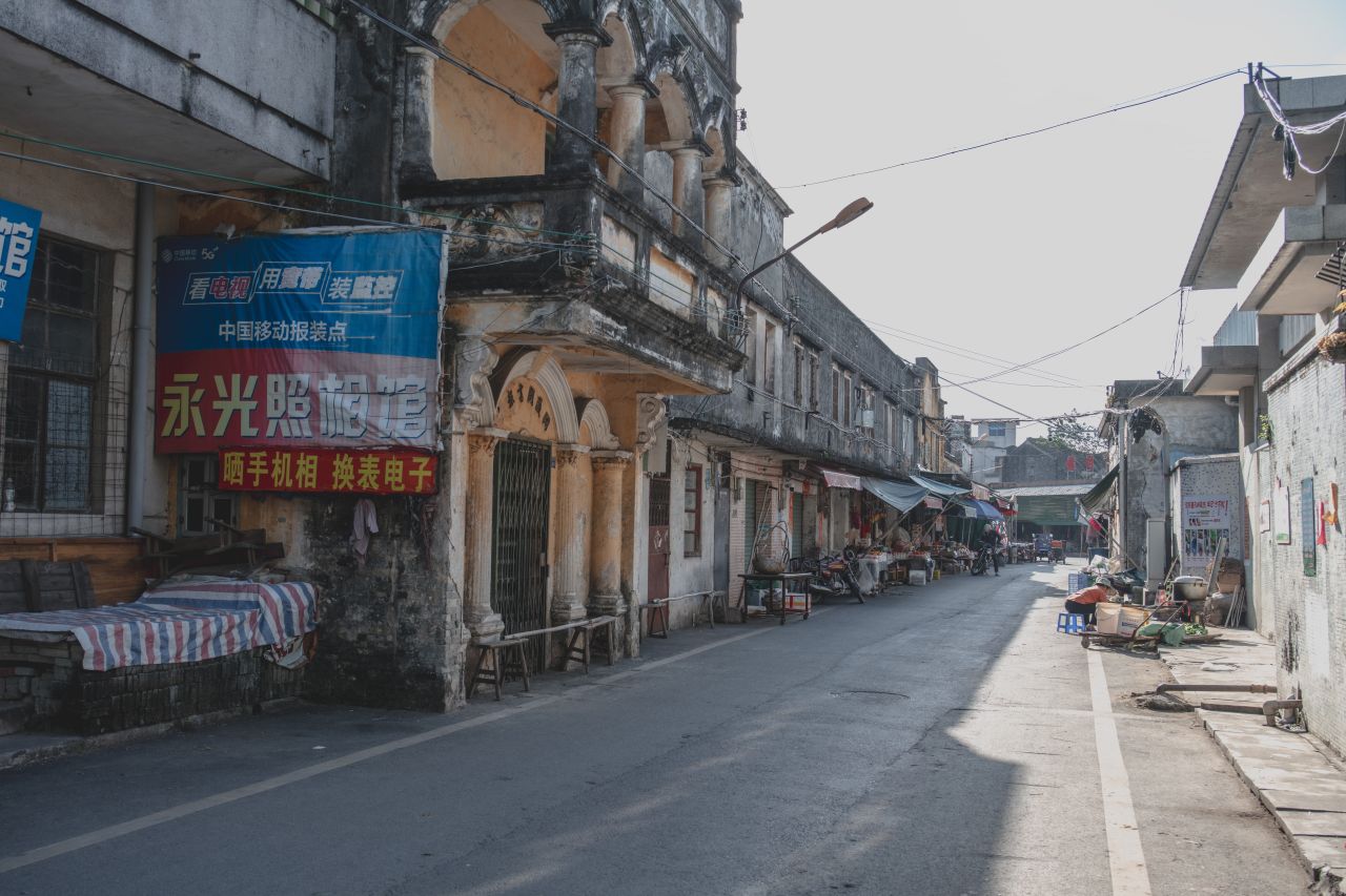 突如其来的楼冈七中 突如其来的楼冈七中