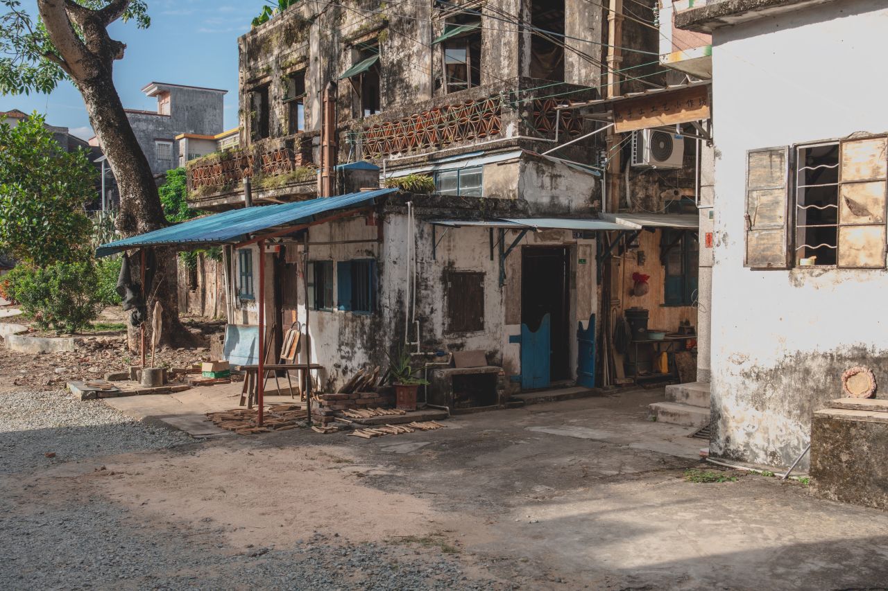 突如其来的楼冈七中 突如其来的楼冈七中