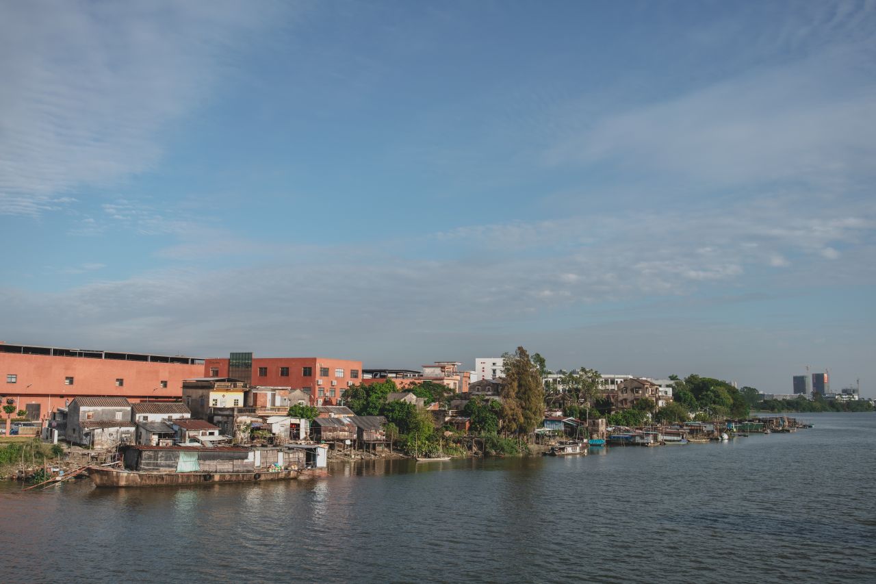 突如其来的楼冈七中 突如其来的楼冈七中