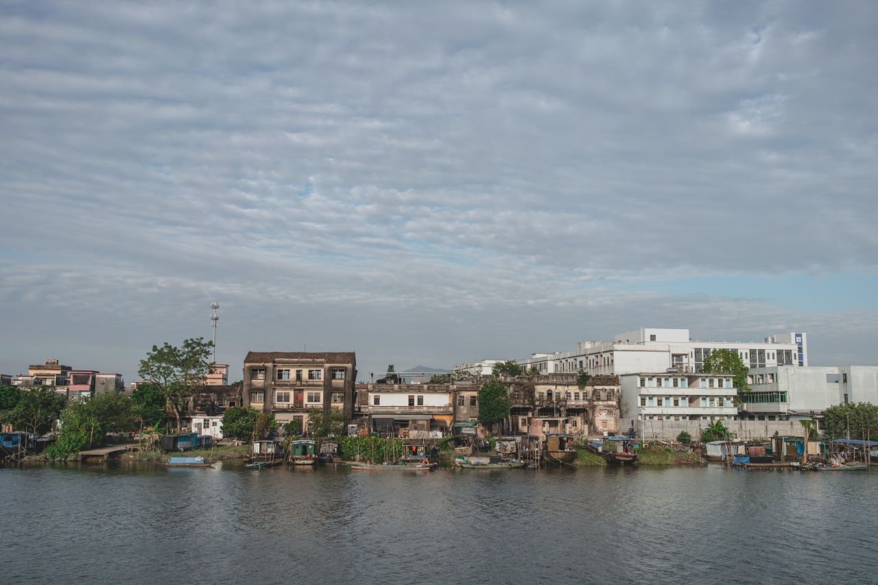 突如其来的楼冈七中 突如其来的楼冈七中