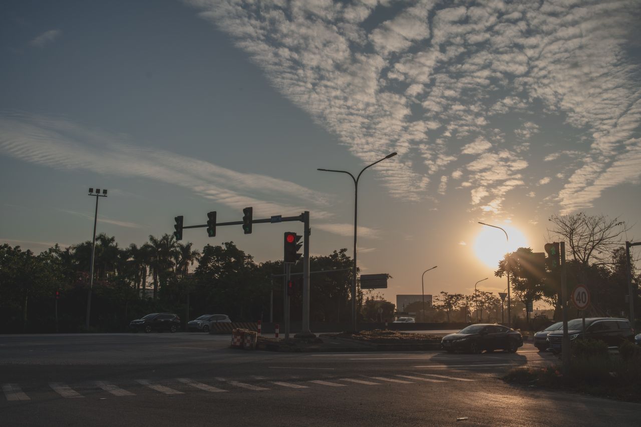 突如其来的楼冈七中 突如其来的楼冈七中