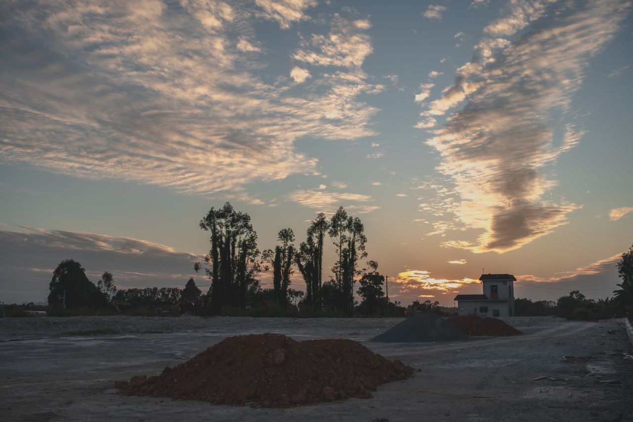 突如其来的楼冈七中 突如其来的楼冈七中
